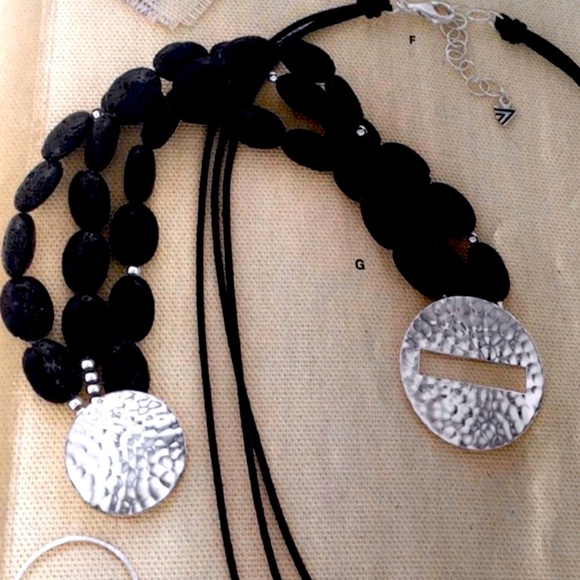 Silpada Vintage.925 Sterling Silver Black Lava Bracelet Gorgeous Closure Detail - Picture 6 of 7